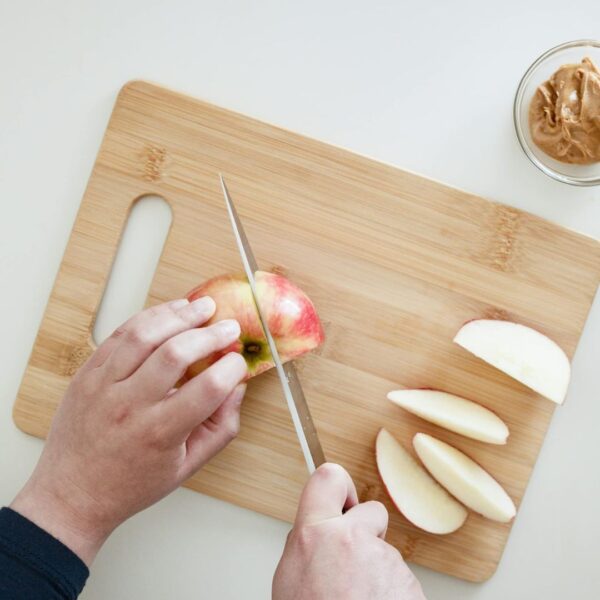 Chef Craft Classic Bamboo Cutting Board, 12.5 x 9.5 inch, Natural - Image 4